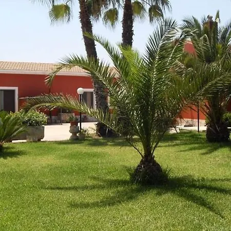 Apart Otel Mediresidence Maeggio 4*